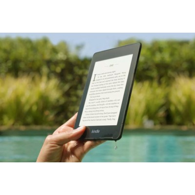 Kindle Paperwhite Gen 10 - 2020 (8GB) Like New